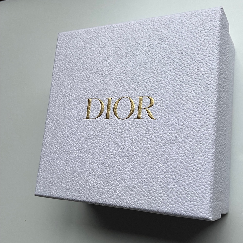 Luxury Fashion Book Set (6) + Authentic DIOR Gift Box | Chic Decor - Picture 6 of 8